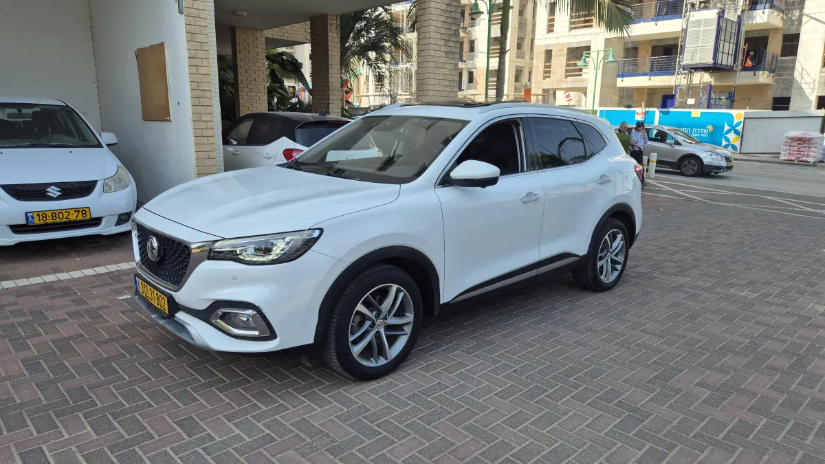 MG ZHES נט אפ פלאג אין 2022